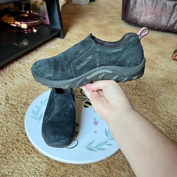 Merrell Jungle Moc Slip On Shoes in Black Suede Leather kids size 5. - Picture 4 of 17